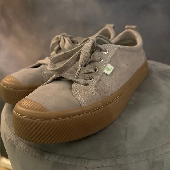 NWOT Anthropologie CARIUMA OCA Low Burnt Sand Suede Sneakers Unisex size 7 - Picture 5 of 9